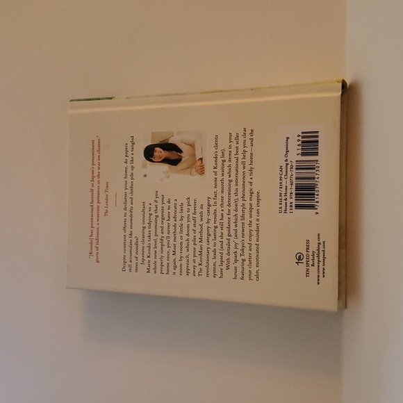 The Life-Changing Magic of Tidying Up Book - Picture 2 of 6